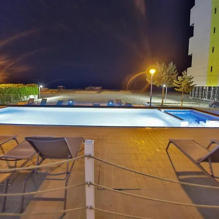 Jijo's Hotel