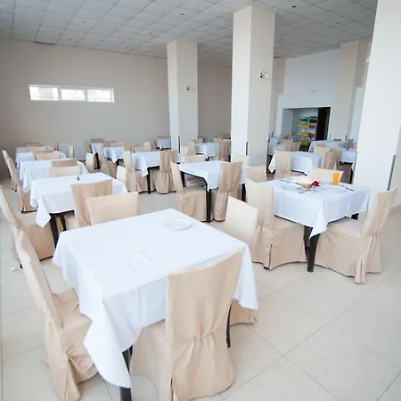 Otel Jijo's 3*