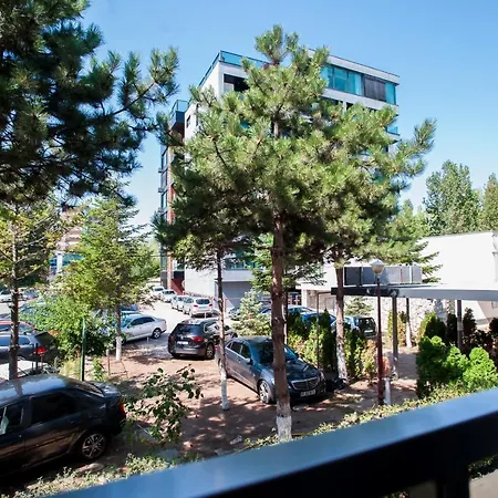 Hotel Jijo's Mamaia