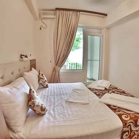 Jijo's Hotel Mamaia